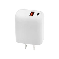 Adaptador De Carga Rápida USB Y Tipo C Blanco 4x2 cm