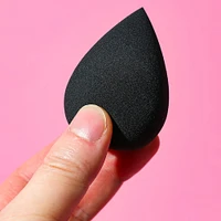 Esponja De Maquillaje Negro 6.3x4.5 cm