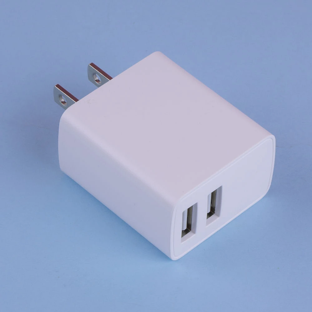 Adaptador De Carga Con Doble Puerto USB Sintético Blanco