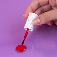 Esmalte Para Uñas Sanrio Hello Kitty Rojo 8.5 ml