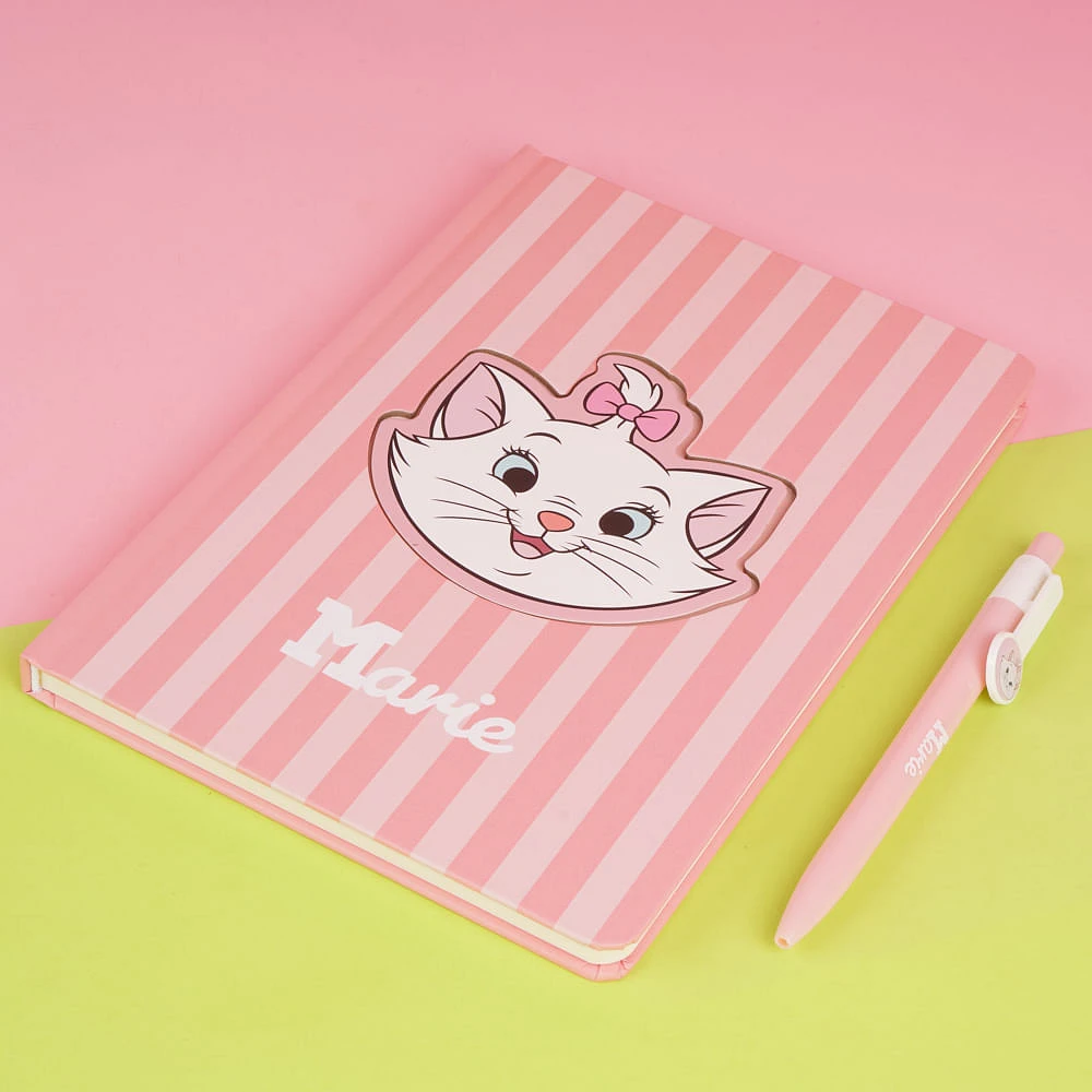 Libreta Disney Marie Pasta Dura Rosa 20.7x14.2 cm Rayas 64 Hojas