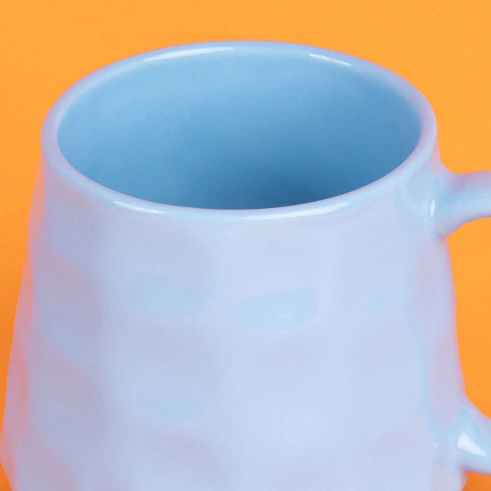 Taza Diseño En Relieve Cerámica Azul 360 ml