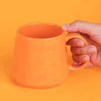 Taza Diseño En Relieve Cerámica Naranja 360 ml