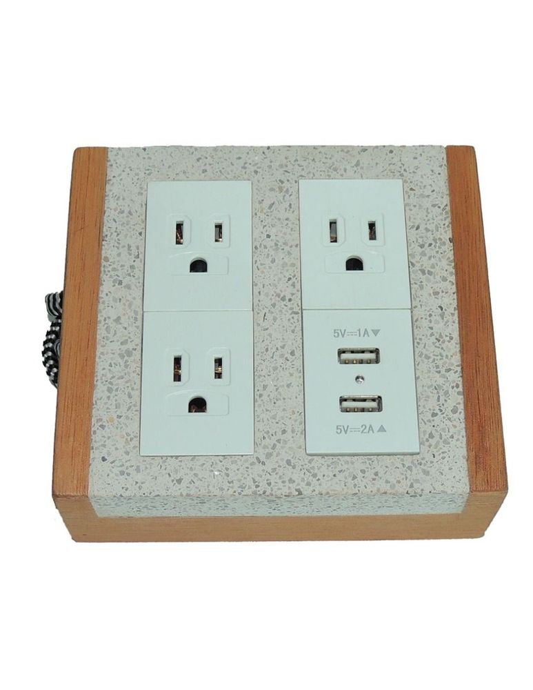 Multicontacto De 3 Puertos Eléctricos Y 2 USB Aantik Concreto Blanco Jaspeado