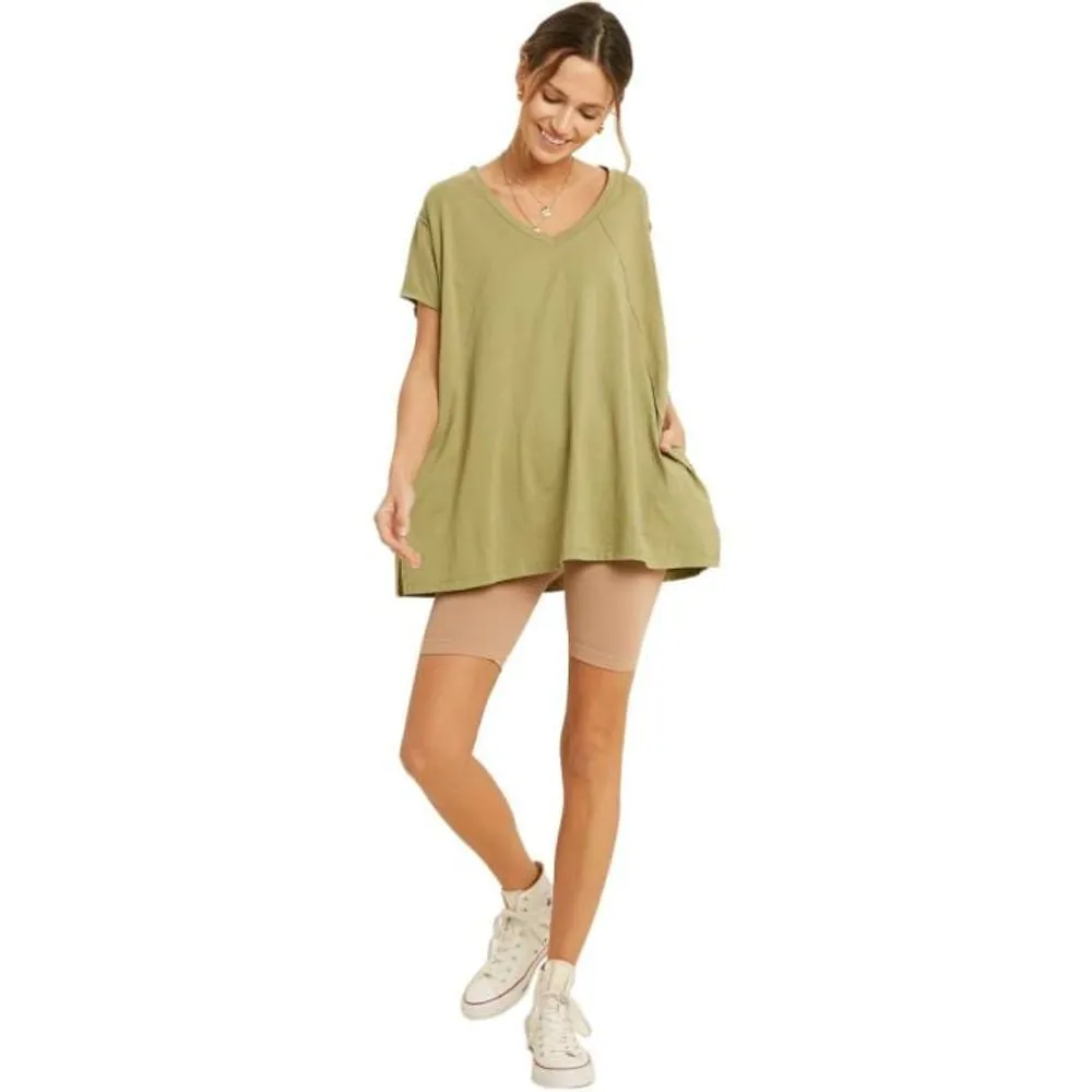 Oversized UltraLite All-Day Tunic for Women