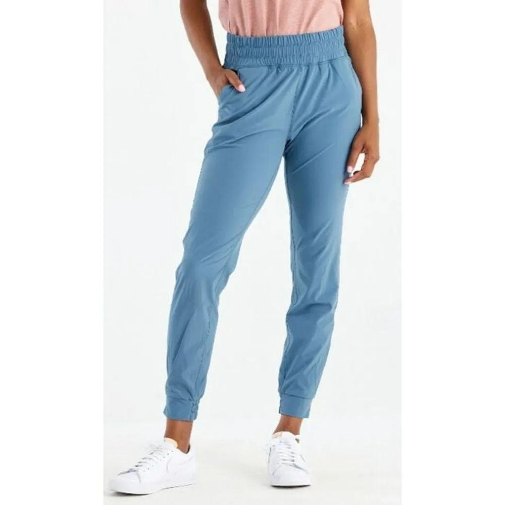 Women's Pull-On Breeze Jogger