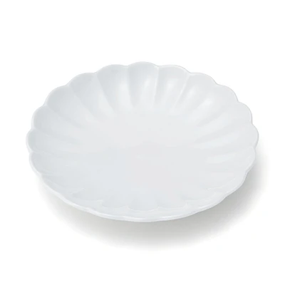 Hasami Ware Lucky Small Plate - Chrysanthemum - White