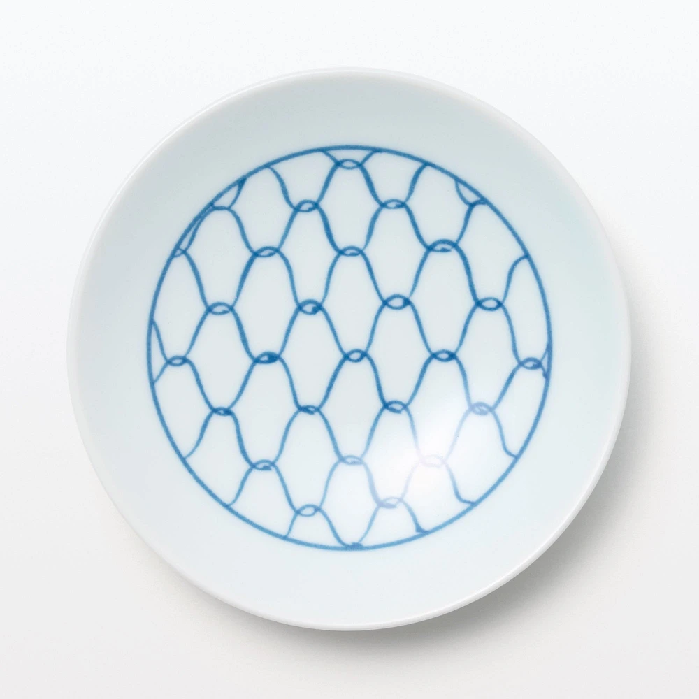 Hasami Ware Small Plate - Mesh Pattern
