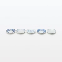Hasami Ware Small Plate - Mesh Pattern
