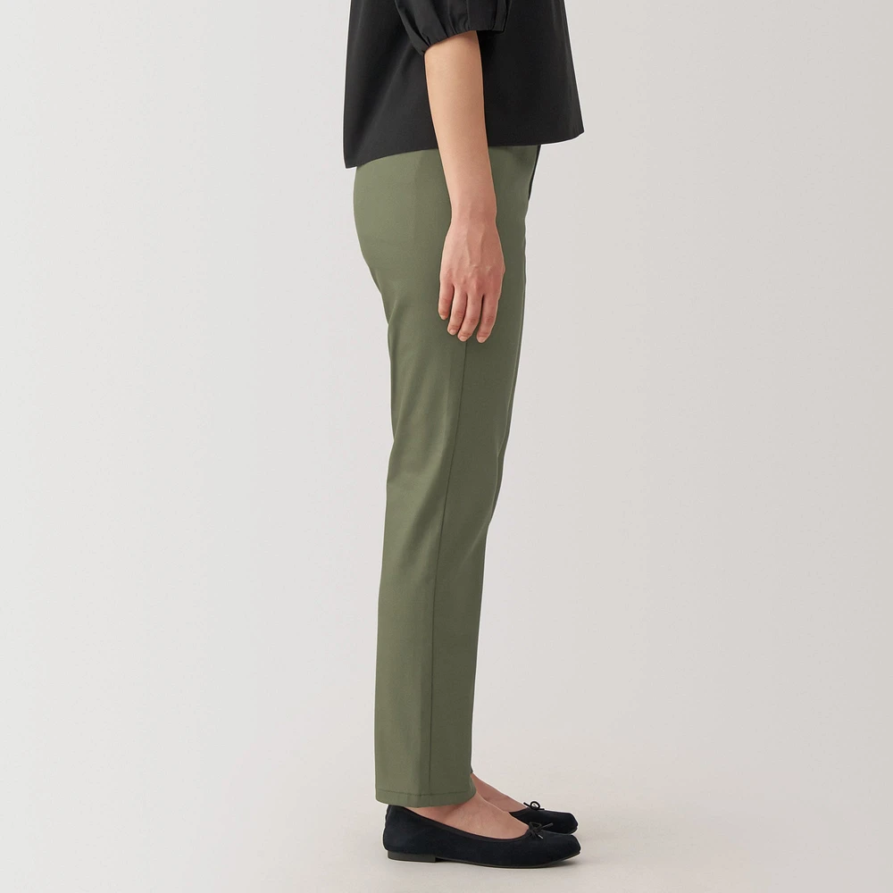 Women's Stretch Chino Slim Tapered Pants