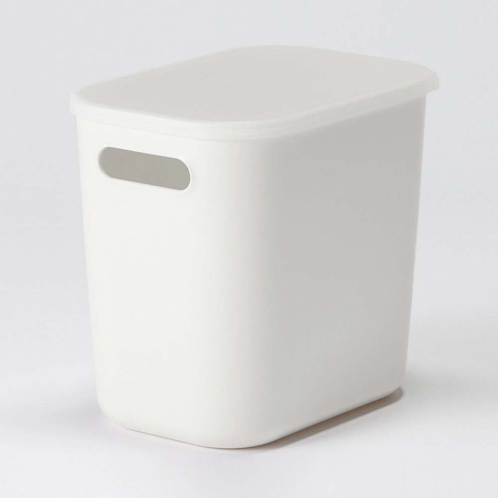 Soft Polyethylene Case Half Size - Large (W18 x D25.5 x H24 cm)
