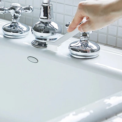 Spot-Cleaning Series Brush