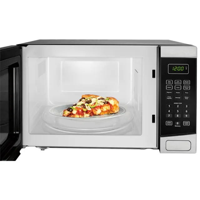 Best Buy: Insignia™ 1.1 Cu. Ft. Microwave Black Stainless Steel NS-MW11BS9