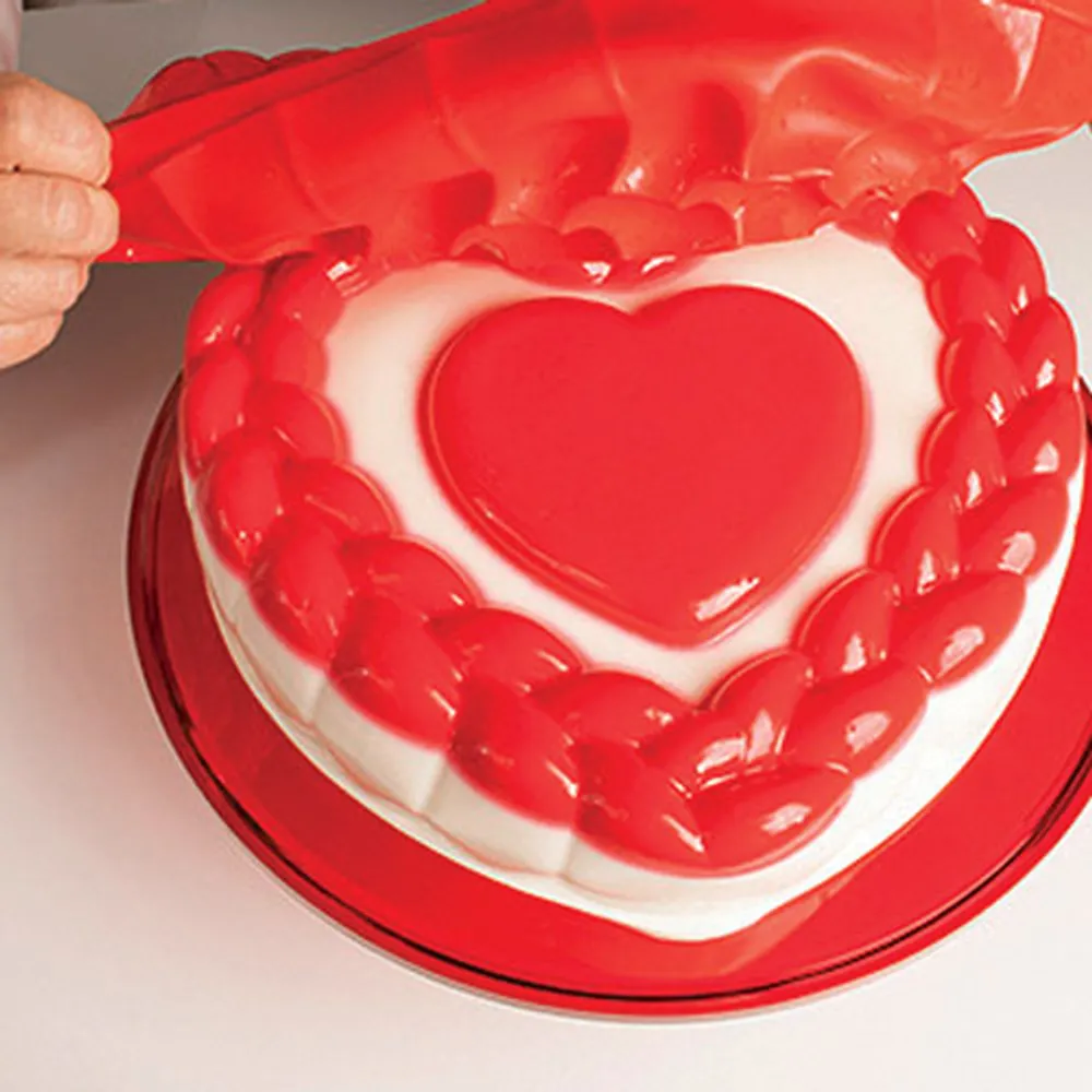 Pavoni Braided Heart Silicone Mould