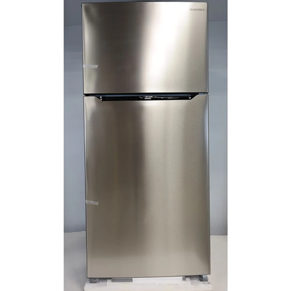 Insignia 30" 18 Cu. Ft. Top Freezer Refrigerator - Stainless Steel - Open Box - Perfect Condition