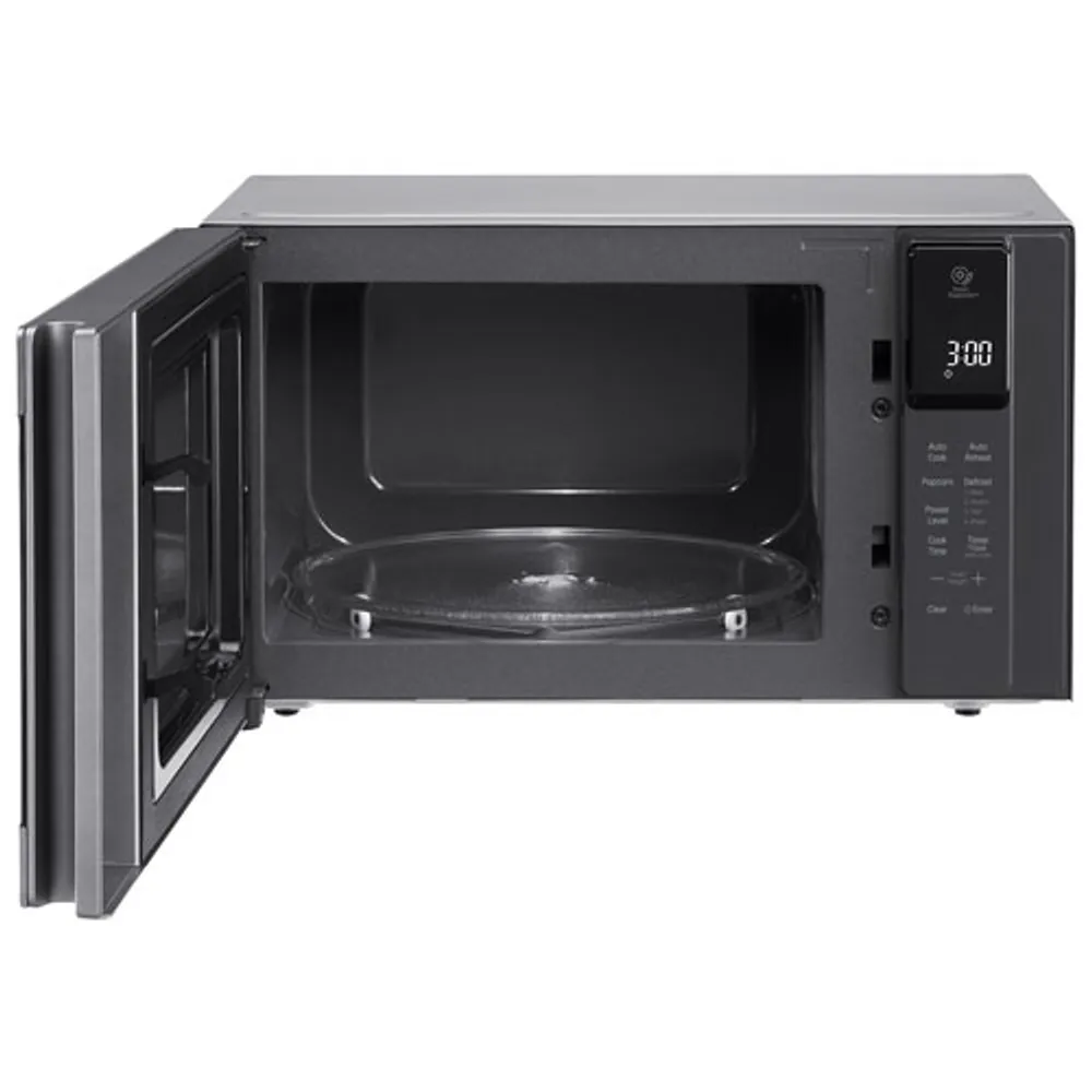 LG 0.9 Cu. Ft. Microwave with Smart Inverter (LMC0975ST) - Stainless Steel