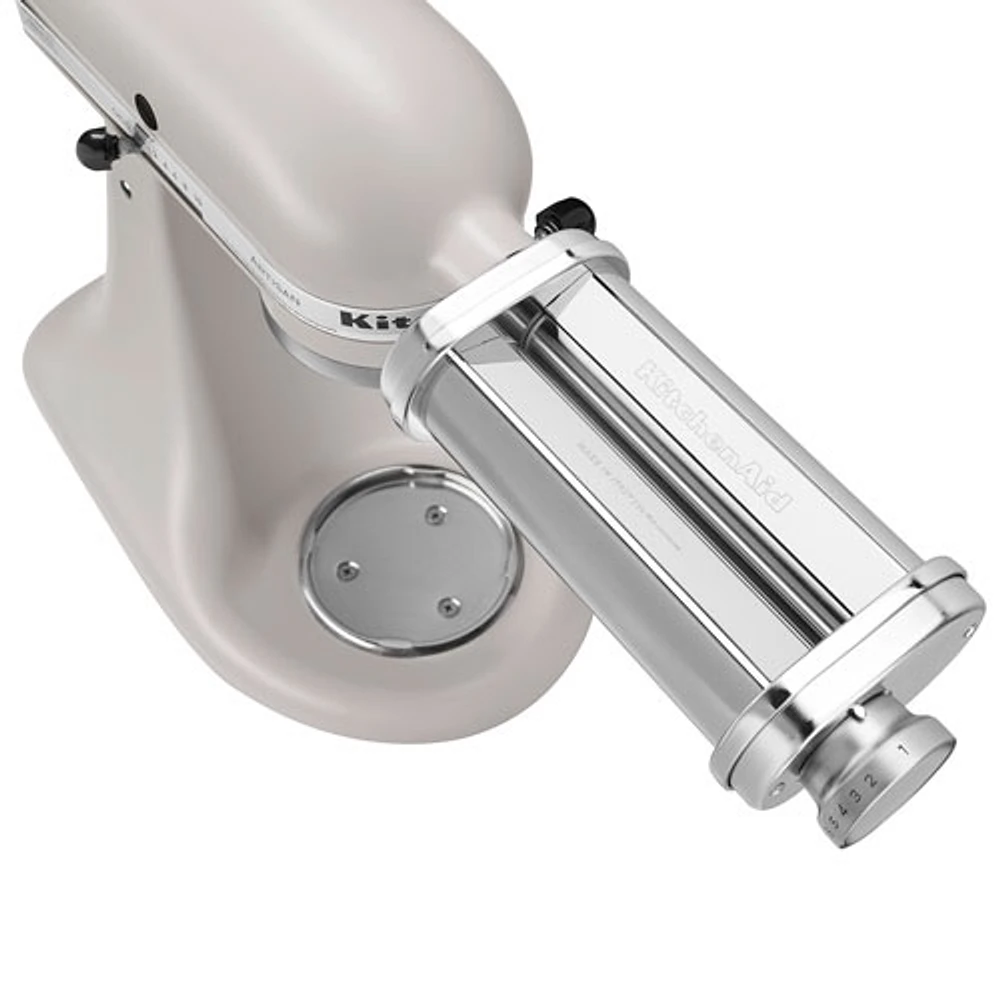 Batteur sur socle à tête inclinable Artisan de KitchenAid - 5 pte - 325 W - Lait frappé