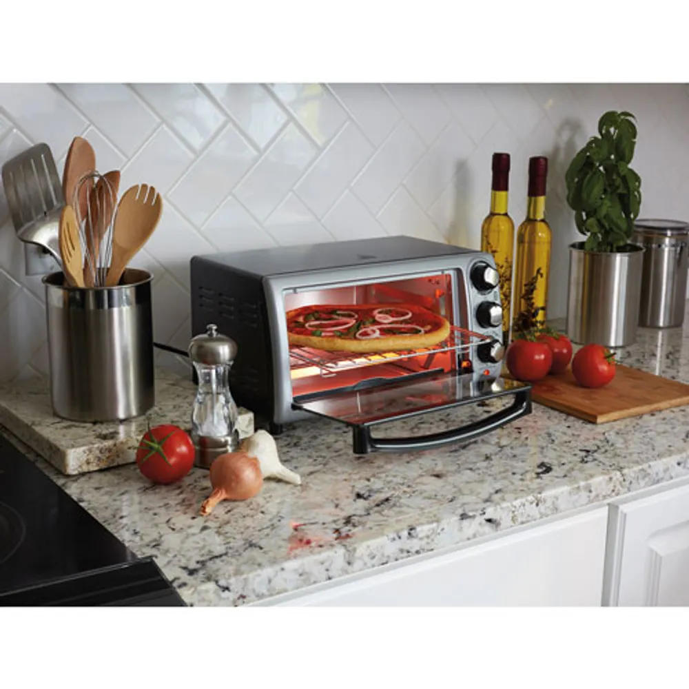 Hamilton Beach 4-Slice Toaster Oven - 0.39 cu.ft. - Black