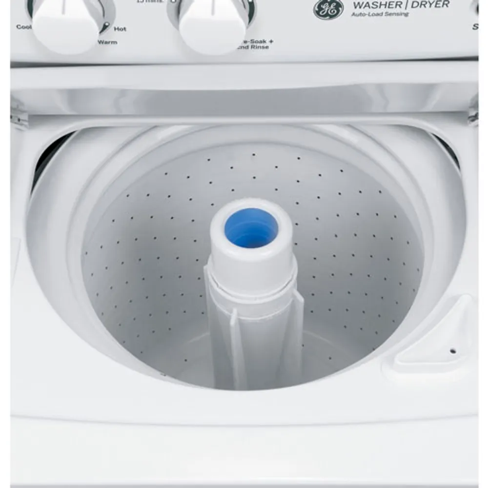 GE 4.4 Cu. Ft. Gas Washer & Dryer Laundry Centre (GUD24GSSMWW) - White