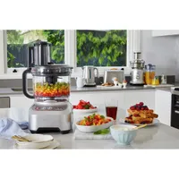 Robot culinaire Sous Chef Peel & Dice de Breville - 16 tasses - Métal moulé