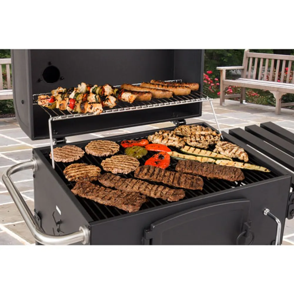 Dyna-Glo DGD381BNC-D Charcoal BBQ