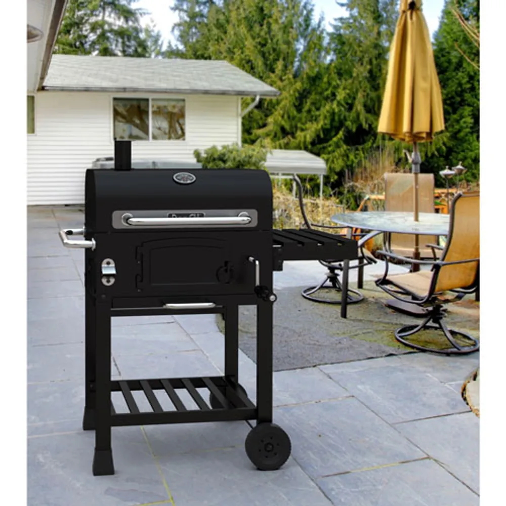 Dyna-Glo DGD381BNC-D Charcoal BBQ