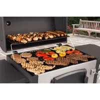 Dyna-Glo DGN486SNC-D Charcoal BBQ