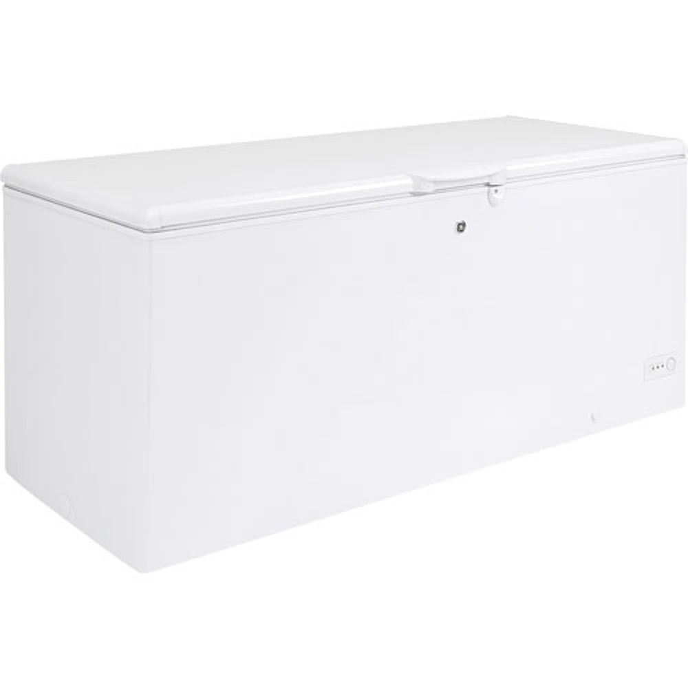 GE 21.7 Cu. Ft. Chest Freezer (FCM22DLWW)