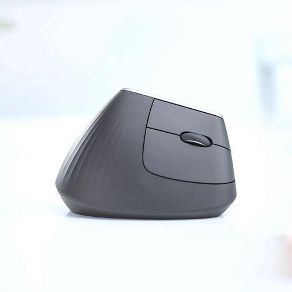 Souris optique sans fil ergonomique MX Vertical de Logitech - Noir