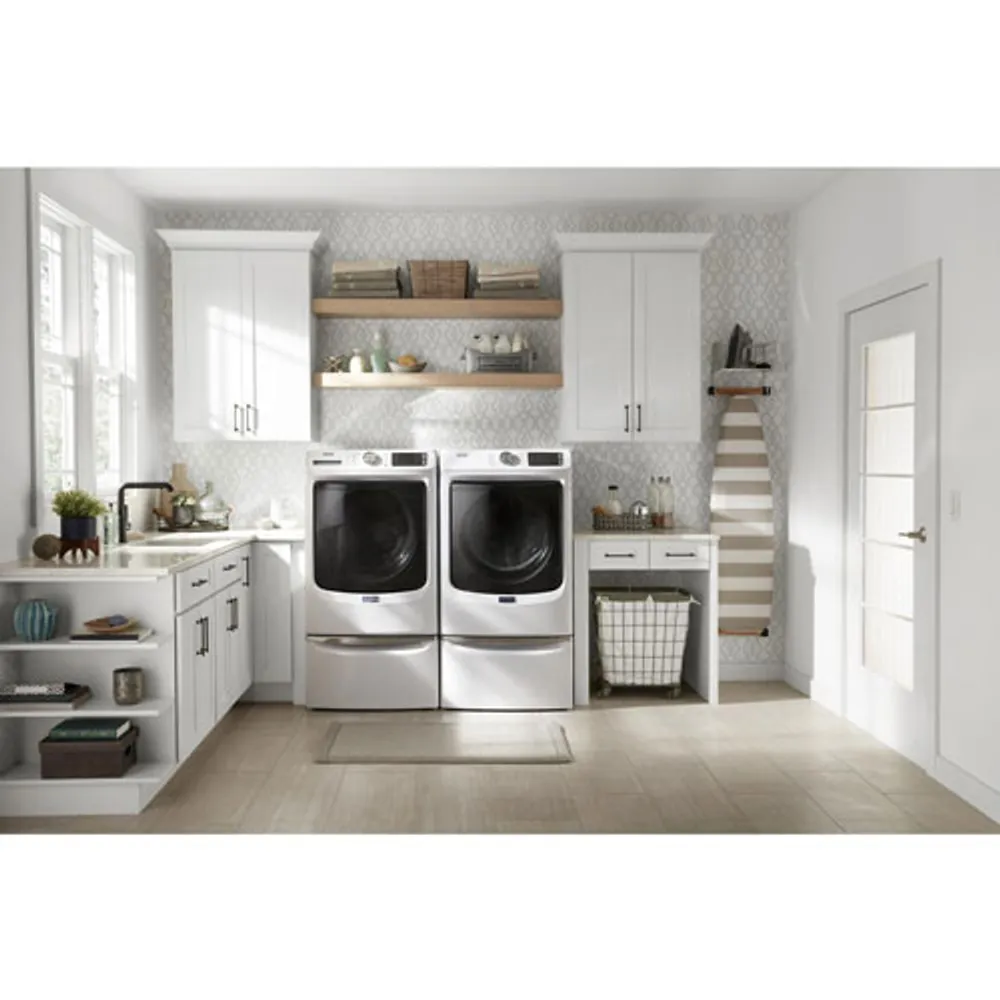 Maytag 7.4 Cu. Ft. Electric Dryer (YMED5630HW) - White