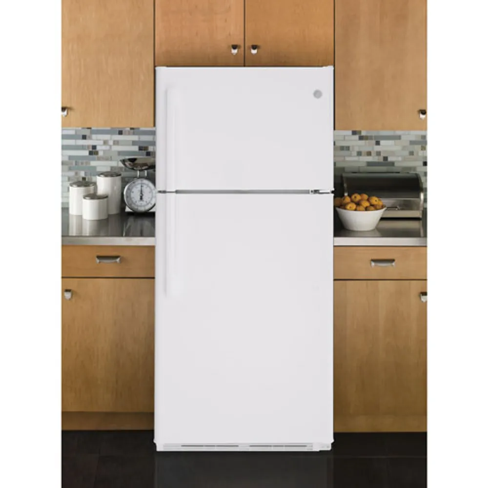 GE 30" 18 Cu. Ft. Top Freezer Refrigerator with LED Lighting (GTE18FTLKWW) - White