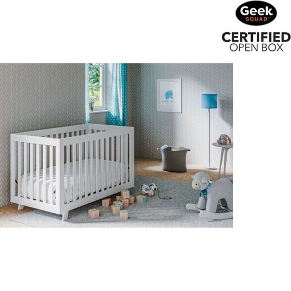 Open Box - Status Beckett 3-in-1 Convertible Crib - White