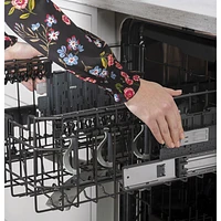 Café 24" 45dB Built-In Dishwasher with Stainless Steel Tub & Third Rack (CDT845P2NS1) - Stainless