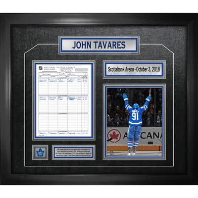 Photo encadrée de John Tavares des Maple Leafs de Toronto de Frameworth (26 x 30 po)