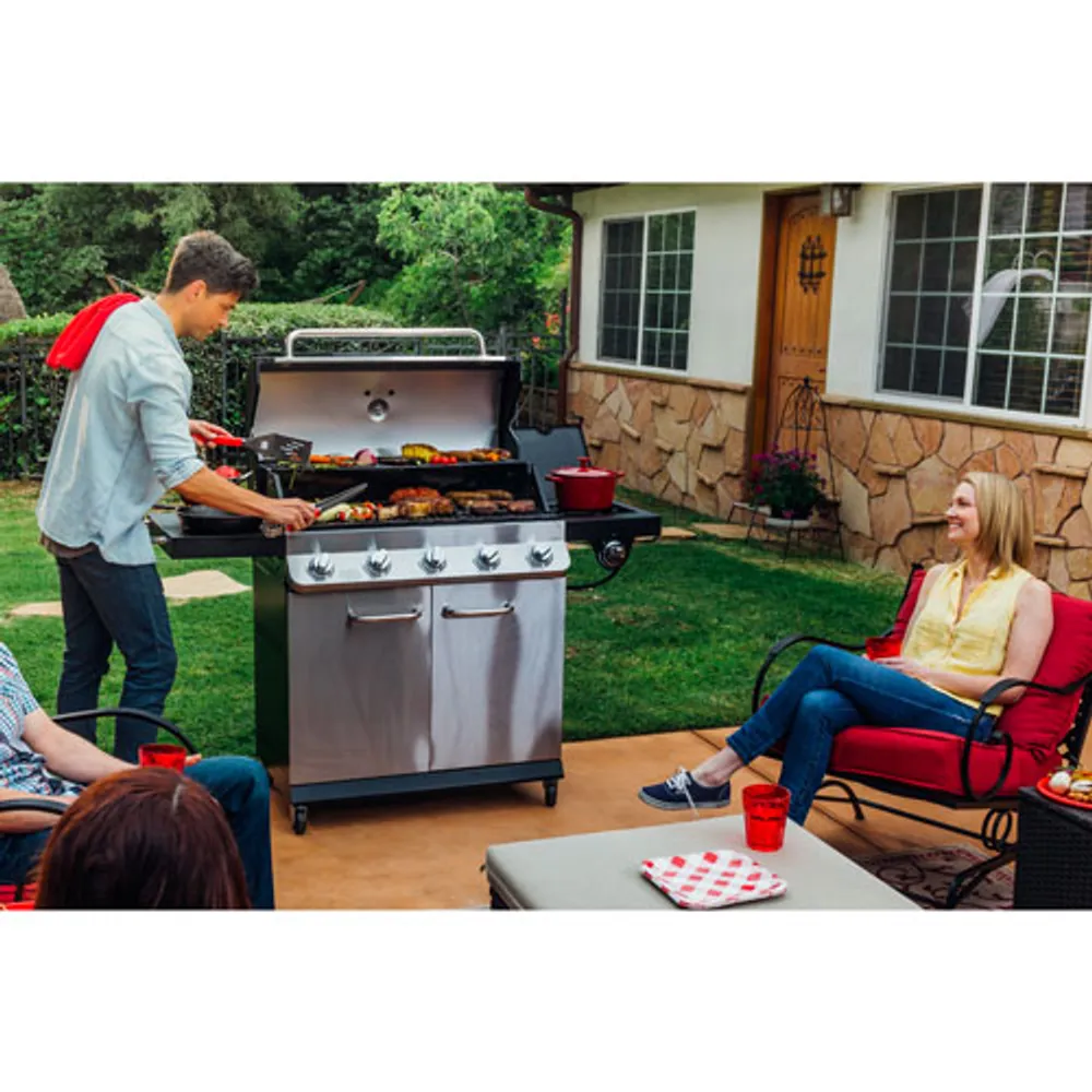 Dyna-Glo DGP552SSN-D 72000 BTU Natural Gas BBQ