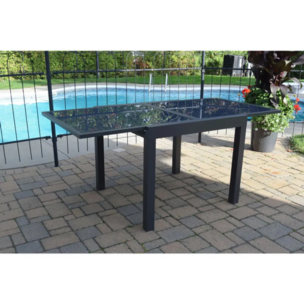 Bayview Traditional 6-Seating Rectangular Extension Patio Dining Table - Black