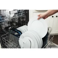 Maytag 24" 47dB Built-In Dishwasher with Stainless Steel Tub & Third Rack (MDB8959SKW) - White