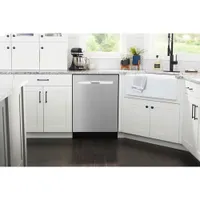 Maytag 24" 44dB Built-In Dishwasher with Stainless Steel Tub & Third Rack (MDB9959SKZ) - Stainless