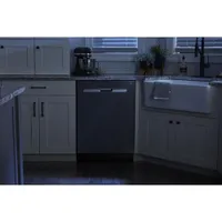 Maytag 24" 44dB Built-In Dishwasher with Stainless Steel Tub & Third Rack (MDB9959SKZ) - Stainless