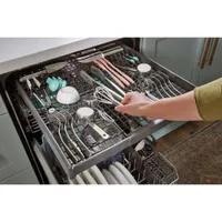 Maytag 24" 47dB Built-In Dishwasher with Stainless Steel Tub & Third Rack (MDB8959SKZ) - Stainless