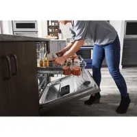 KitchenAid 24" 44dB Built-In Dishwasher with Stainless Steel Tub (KDTM704KPS) - PrintShield Stainless