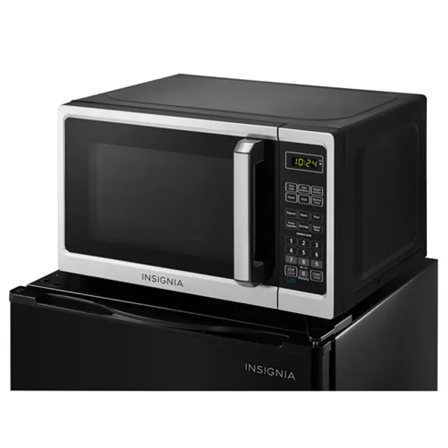 Insignia 1.1 Cu. Ft. Microwave (NS-MW11BS9-C) - Black Stainless Steel -  Only at Best Buy
