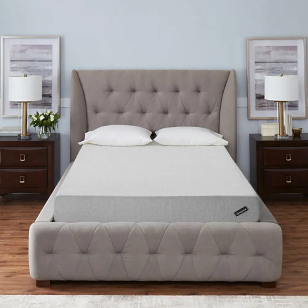 Beautyrest 8" Gel Memory Foam Mattress In A Box