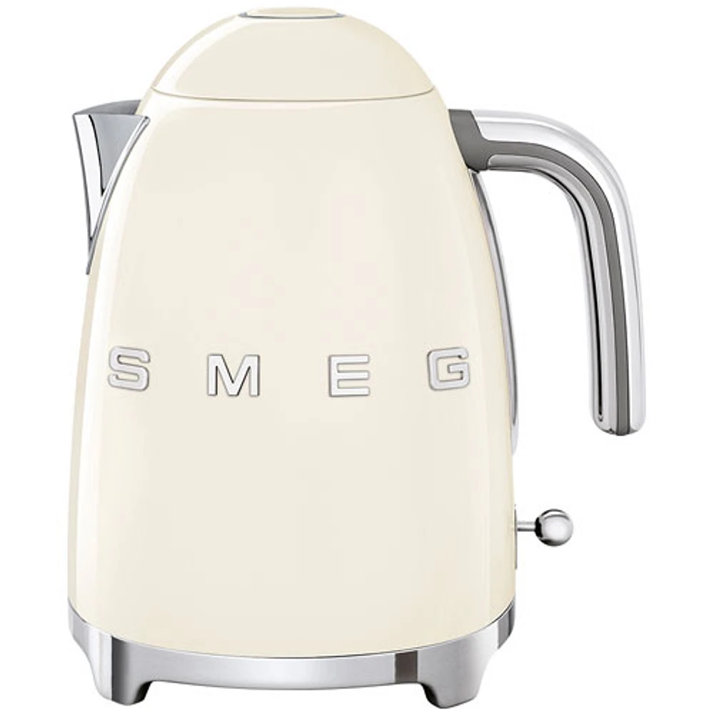 Bouilloire électrique de style années 50 de Smeg - 1,7 L