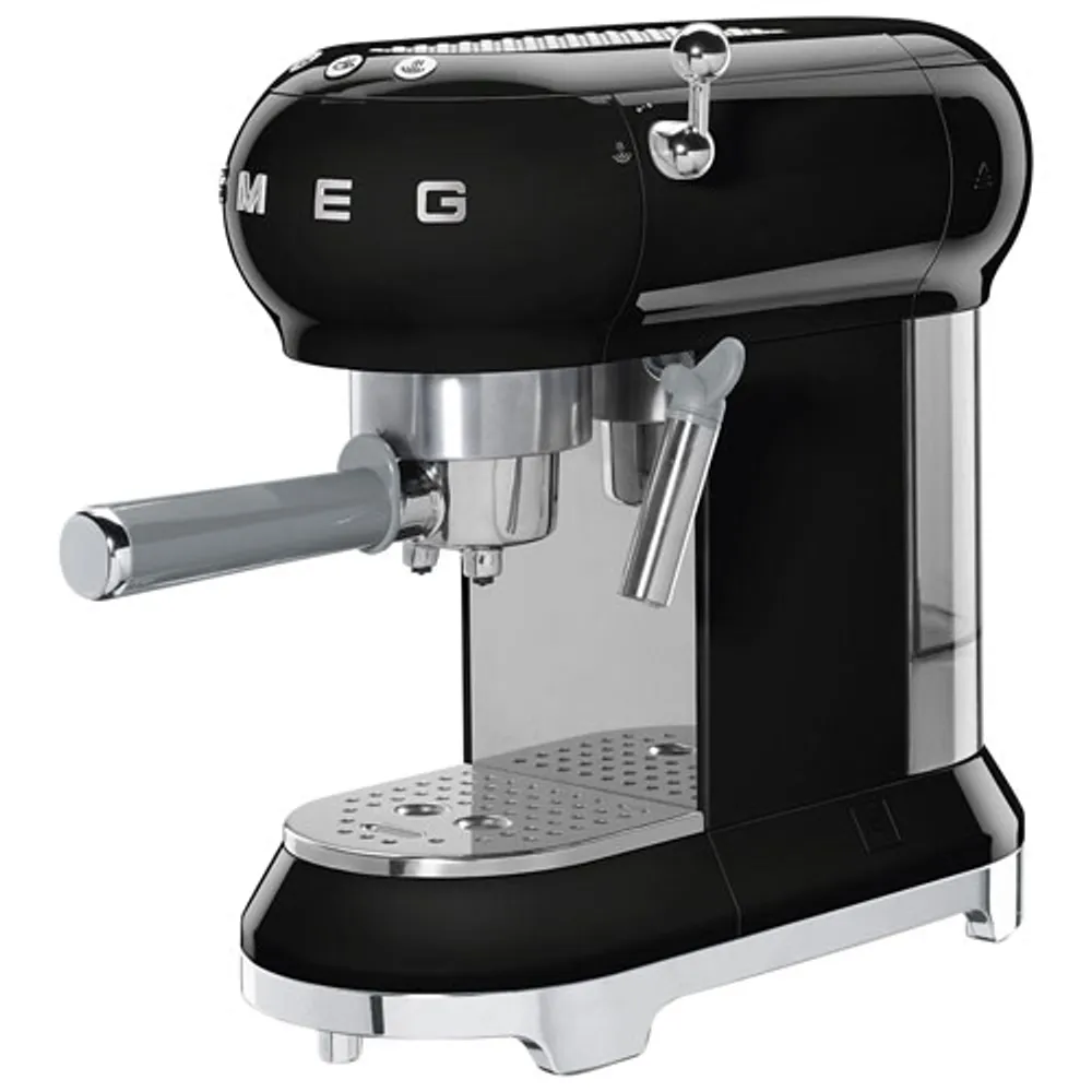 Smeg 50's Style Manual Espresso Machine with 15 Bar Pressure