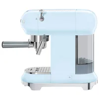 Smeg 50's Style Manual Espresso Machine with 15 Bar Pressure