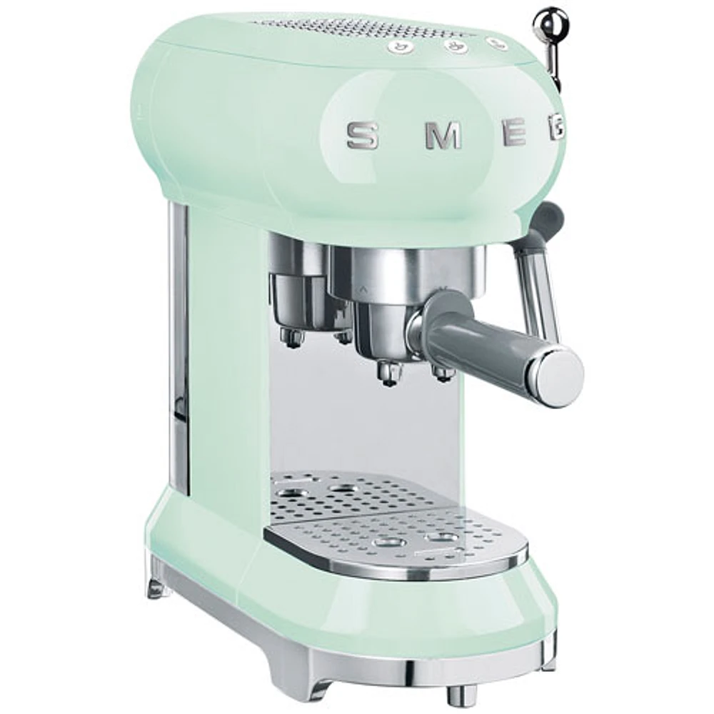 Machine à espresso manuelle de 15 bars de style années 50 de Smeg