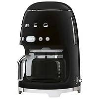 Cafetière à filtre programmable de style années 50 de Smeg - 10 tasses