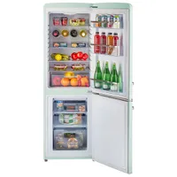 Unique Retro 22" 7 Cu. Ft. Bottom Freezer Refrigerator (UGP-215L LG AC) - Summer Mint Green