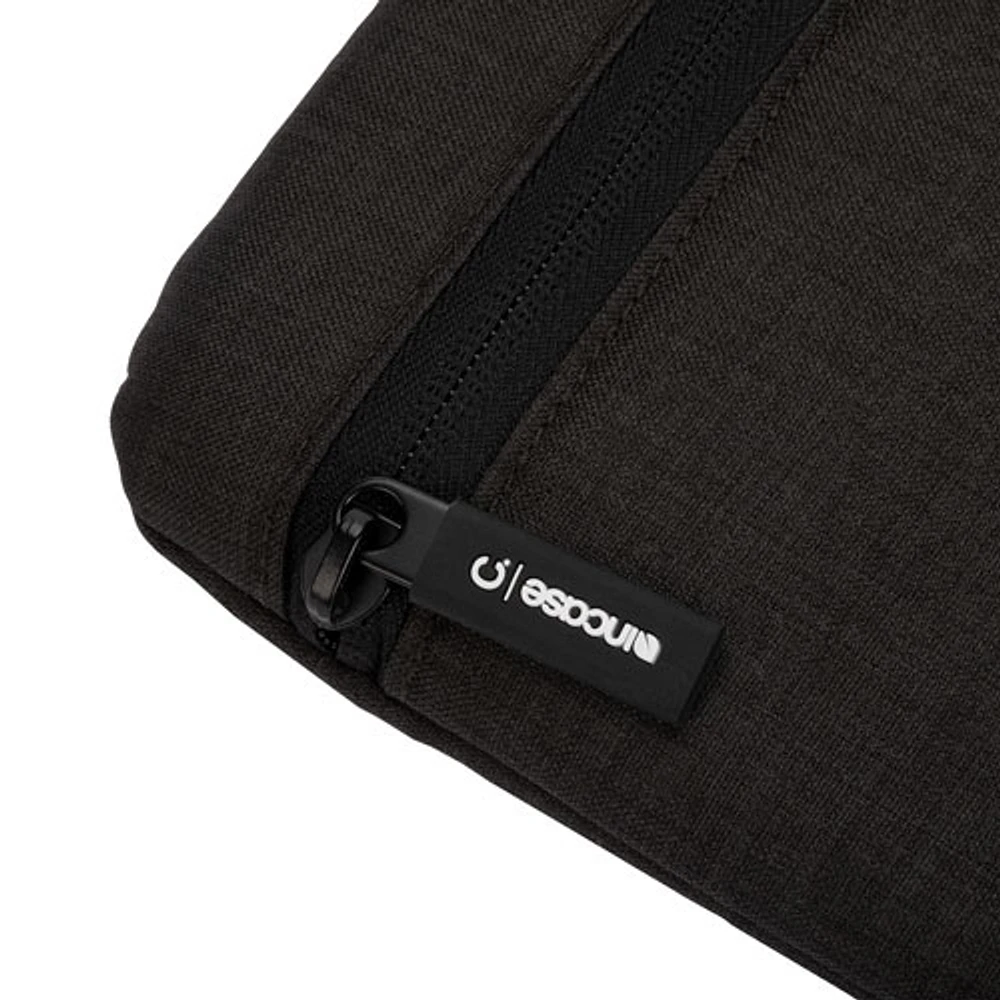 Incase Carry Zip 15" Laptop Sleeve - Graphite